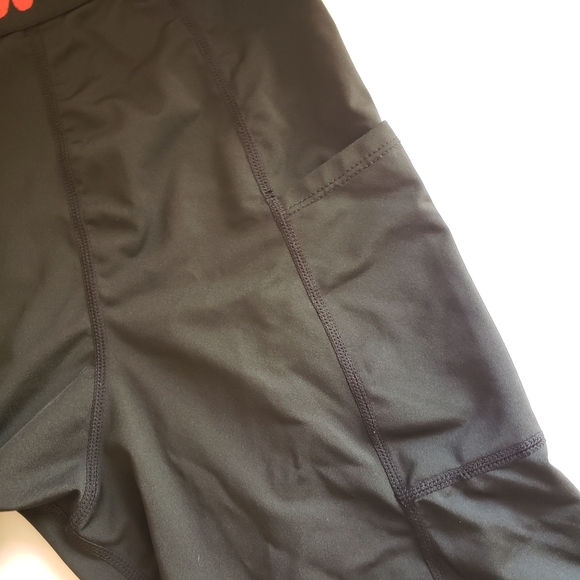 Silkworld women's black biker shorts with pockets - Picture 2 of 4